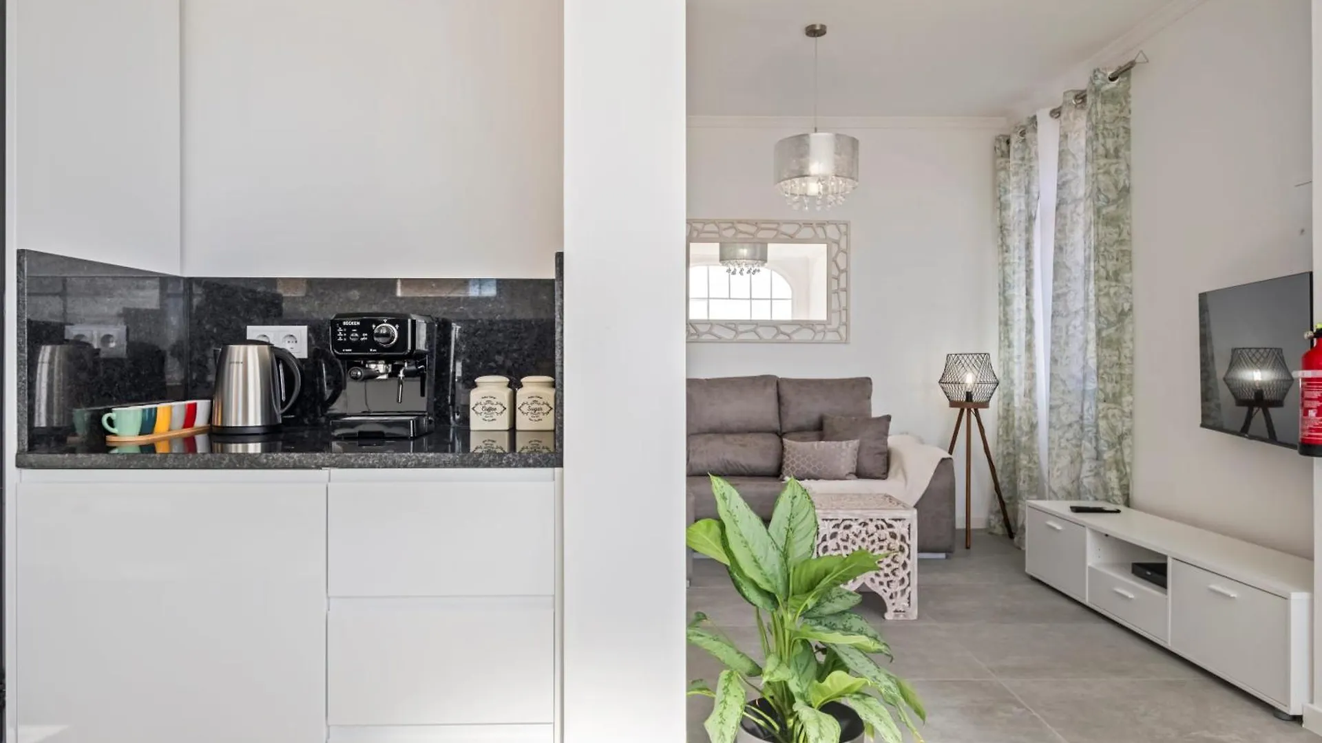 Betty'S Villa By Alma Holiday Rentals Funchal  Funchal (Madeira)
